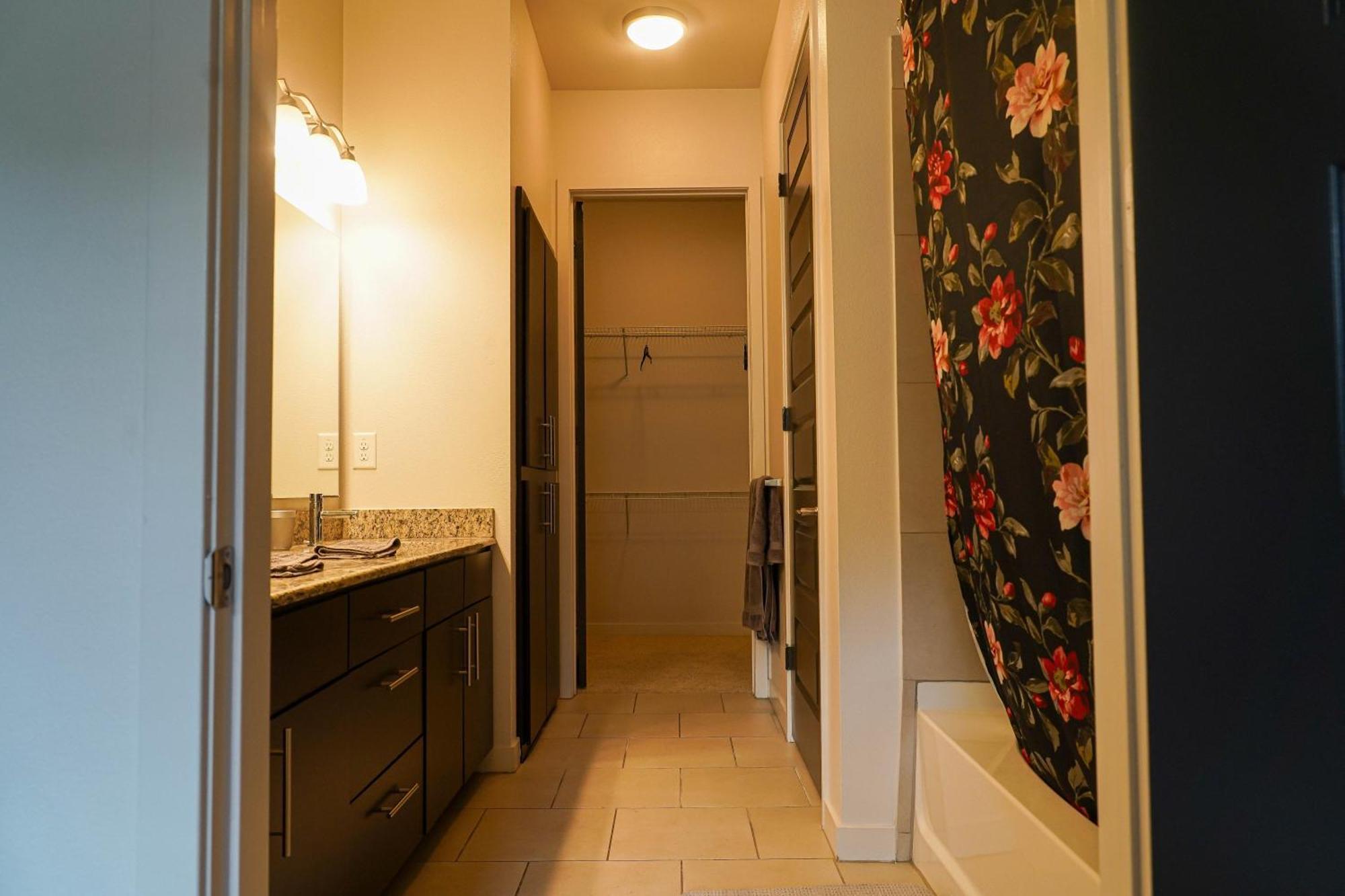 Luxury Designed 2 Bedrooms Part Hotel In Woodland Hills Ca Los Angeles Exterior foto